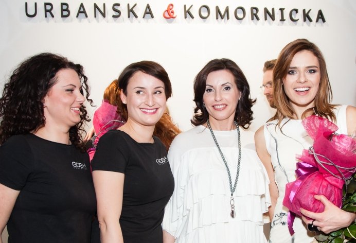 Makijażystki marki Gosh przygotowały modeli do pokazu kolekcji Nataszy Urbańskiej i Agnieszki Komornickiej