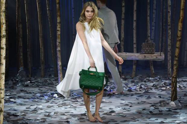 Cara Delevingne zaprojektowała torebkę dla Mulberry