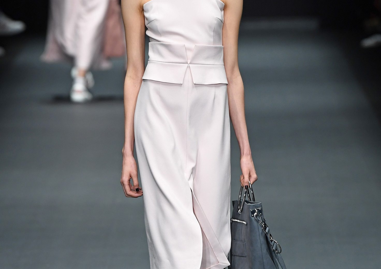 Crocs na pokazie Kernera na Berlin Fashion Week